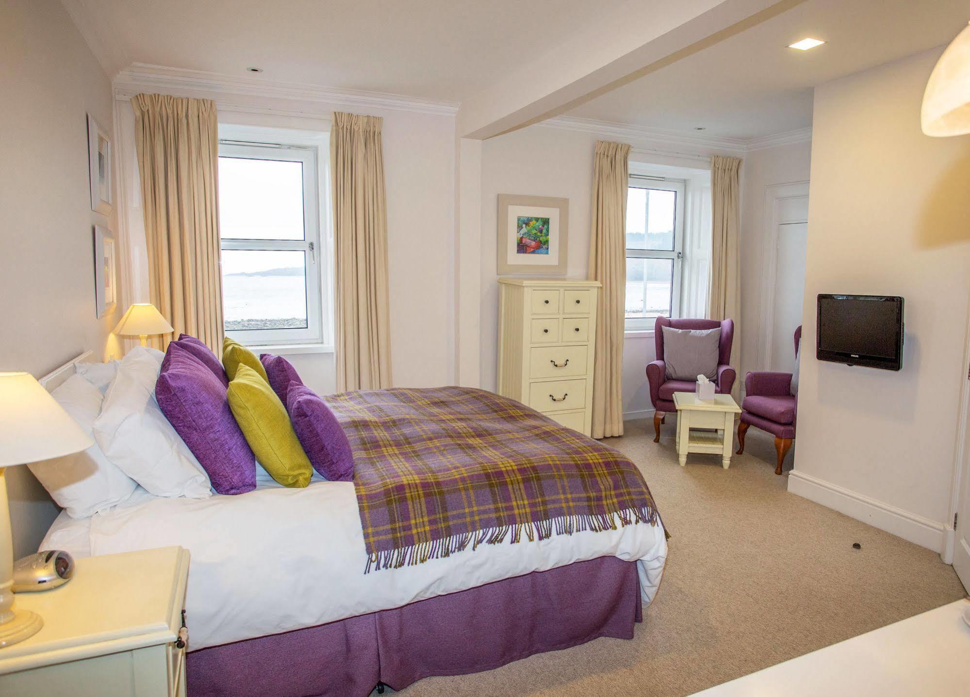 Glenisle Hotel Lamlash Exterior foto